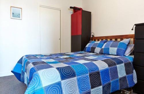 Northcote Apartment | Highview on High St - A Balcony Haven in Northcote