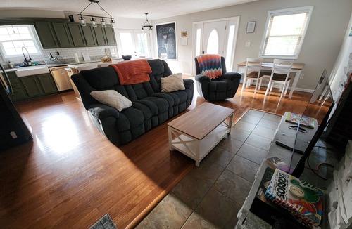 Bruceton Mills House | Highwater Hideaway