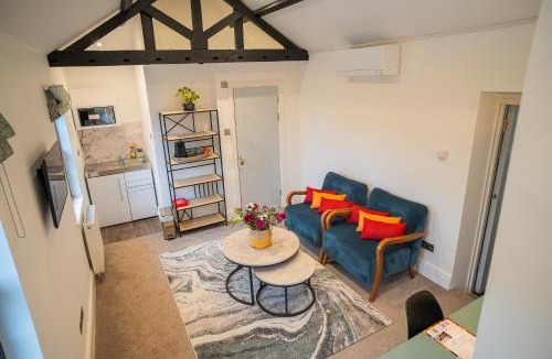 Mickleham House | Highway Cottage - Mickleham