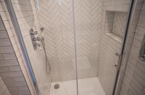 Mickleham House | Highway Cottage - Mickleham