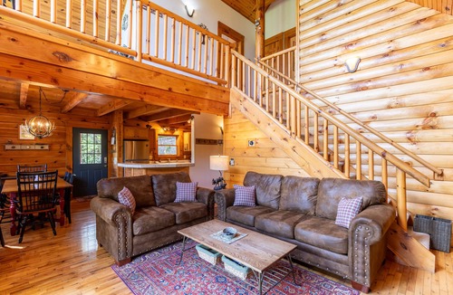 Boone Cabin | Highwood- Hot Tub, Arcade, Fire Pit, Sleeps 12