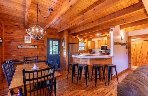 Boone Cabin | Highwood- Hot Tub, Arcade, Fire Pit, Sleeps 12