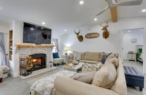 Ellenville House | Hike and Explore! Nature-Centric Hudson Valley Home