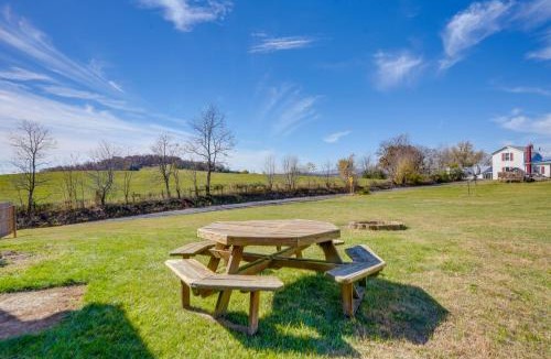 Timberville House | Hike and Explore Scenic Timberville Ranch Retreat!