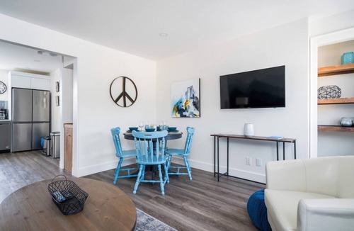 Meaford Apartment | `Hike` at Hills Meaford | 2BD Suite + Pets!