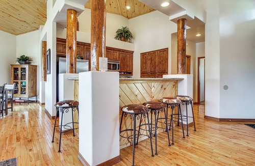 Torreon House | Hike & Explore: Show Low Gem w/Deck & Grill!