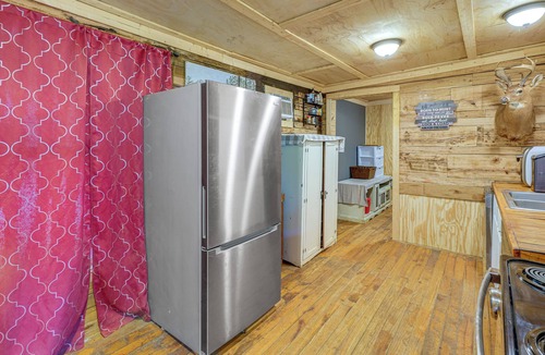 Sontag Cabin | Hike & Fish! 5-Unit Wesson Escape w/Private Beach
