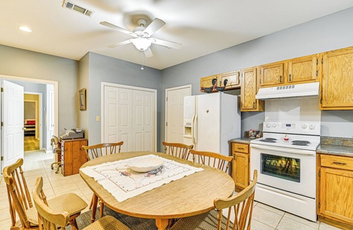 Edinburg House | Hike & Fish: Family-Friendly Louisville Home