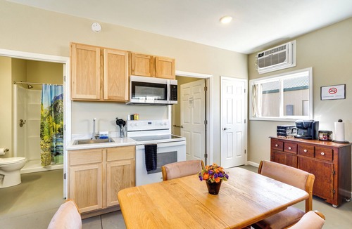 Richland Apartment | Hike & Fish! Ozarks Studio on Multi-Unit Farm