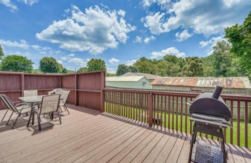 Winona House | Hike, Fish & Ride: Pet-Friendly Huntsville Home