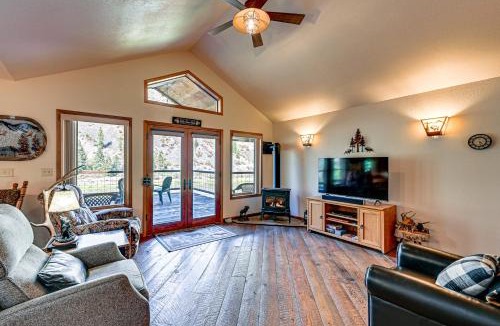 Superior House | Hike, Fish & Unwind: Remote Escape in Montana
