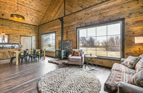 Del Norte House | Hike, Hunt & Unwind: Mtn-View Cabin in Del Norte!