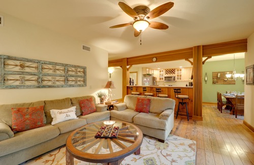 Mountain Air Condo | Hike On-Site at 'Mountainview Manor' in Beech Mtn!