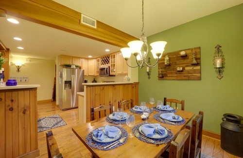 Mountain Air Condo | Hike On-Site at 'Mountainview Manor' in Beech Mtn!