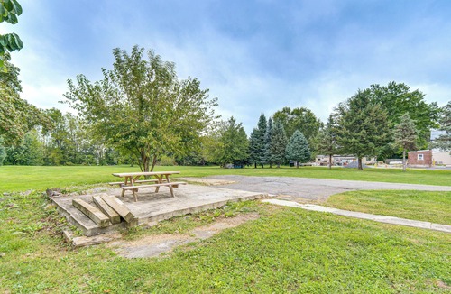 Rohrerstown House | Hike, Shop & Explore: Apt 1 Mi to Dtwn Lancaster!