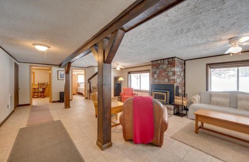 Franconia House | Hike & Ski: Cabin w/Fireplace in Franconia!