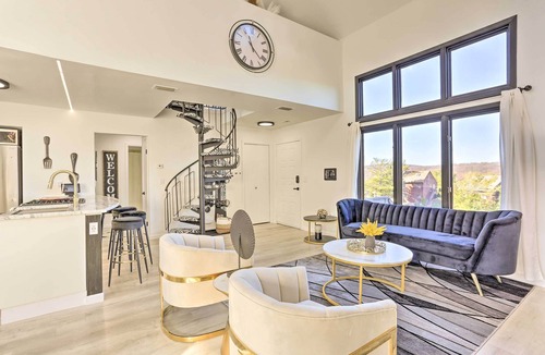 Vernon Condo | Hike, Ski & Golf: Mtn-View Codo in Vernon Township