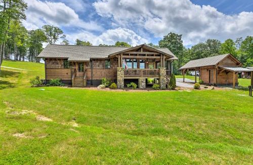 Glenville House | Hike, Ski & More! Pet-Friendly Home in Glenville