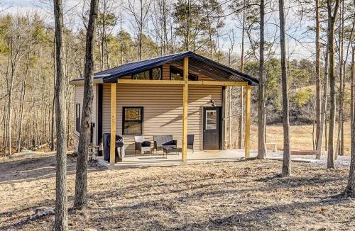 Hopewell House | Hike, Ski & Swim: Hopewell Cabin w/Rolling Views