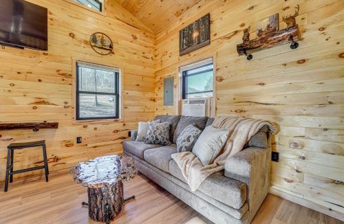 Hopewell House | Hike, Ski & Swim: Hopewell Cabin w/Rolling Views