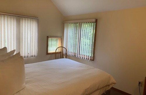 Shawnee On Delaware Resort | Hike, swim, boat, fish, bike & drive 70,000 acres of scenic land!