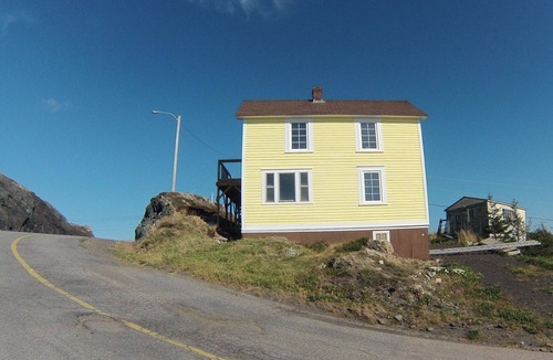Twillingate House | Hikers paradise, main trails 5 min. walk.