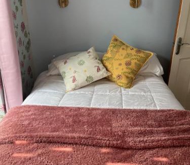 Worthing House | Hikers Rest