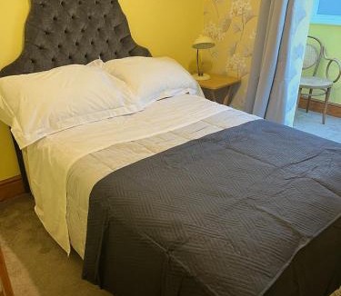 Worthing House | Hikers Rest