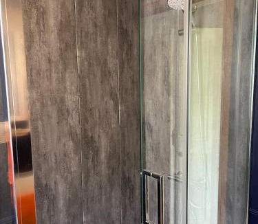 Worthing House | Hikers Rest