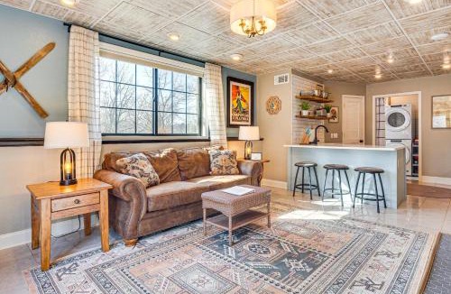 Fletcher Apartment | Hikes and Brews Quiet Blue Ridge Mtn Basecamp!