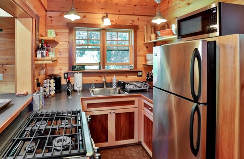 Chichester Cabin | Hiking. Skiing. Chill by the Fire