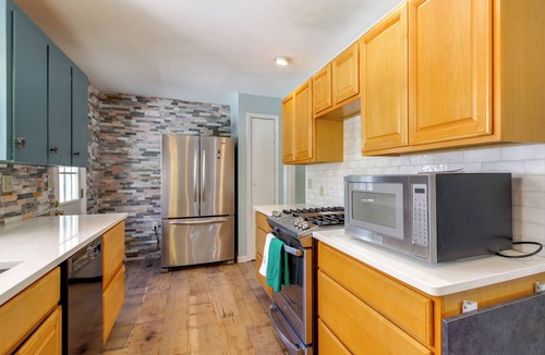 East Haven  Rutland County House | Hiking & Skiing Galore! Home in East Wallingford