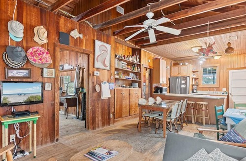 Pawleys Island House | Hildave Cottage 3 Bdrm Vacation Home