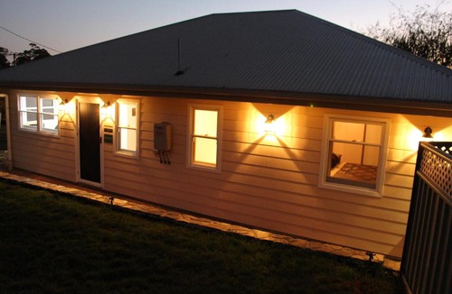 Hahndorf Bed & Breakfast | Hill Cottage Hahndorf