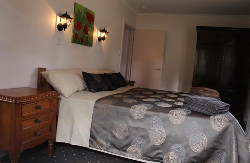 Hahndorf Bed & Breakfast | Hill Cottage Hahndorf