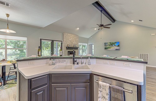 Austin House | Hill country compound! Two 4 BDRM Homes with Pools On 8 Acres Riverfront