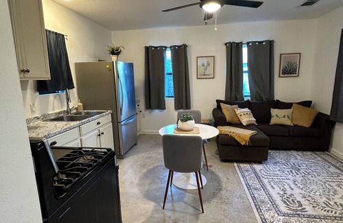 Austin Apartment | Hill Country Haven – Clean & Cozy 2BR Retreat- Newly Reopened!