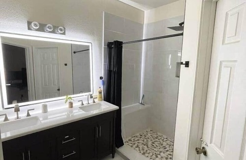San Marcos House | Hill Country Haven: Gateway to TXST and San Marcos