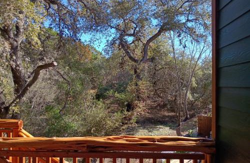 Lakehills Villa | Hill Country Hi View Landing