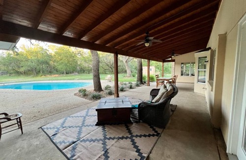 Hill Country Village House | Hill Country Hideaway