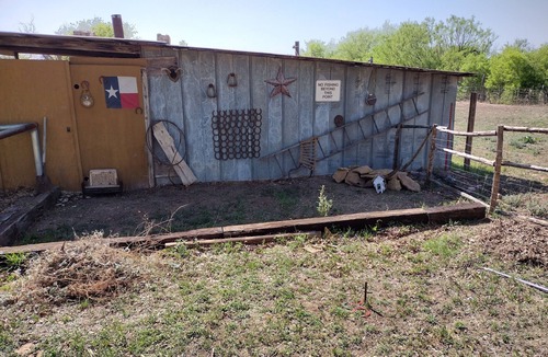 Goldthwaite House | Hill country Home close to Everywhere