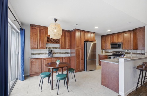 Universal City House | Hill Country Luxe Oasis + Pool