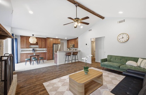 Universal City House | Hill Country Luxe Oasis + Pool
