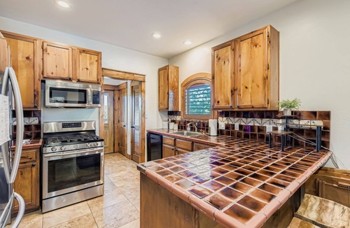 Austin House | Hill Country Oasis with Pool & Tub