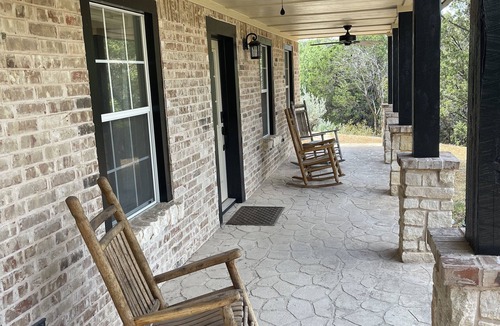 Paluxy House | Hill Country Ranch Retreat on Chalk Mountain
