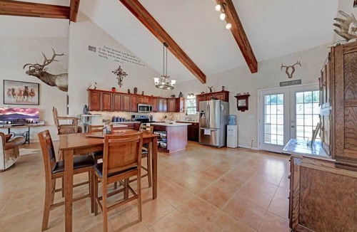 Johnson City House | Hill Country Ranch