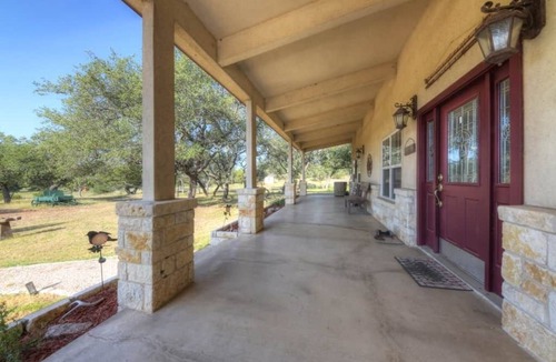Johnson City House | Hill Country Ranch