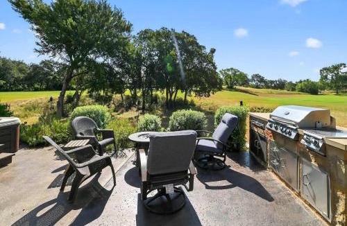 Horseshoe Bay West House | Hill Country Retreat & Casita