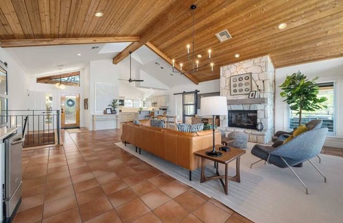 Spicewood House | Hill Country Retreat | Lake Travis Views