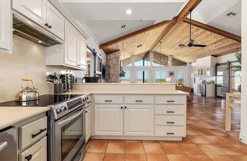 Spicewood House | Hill Country Retreat | Lake Travis Views